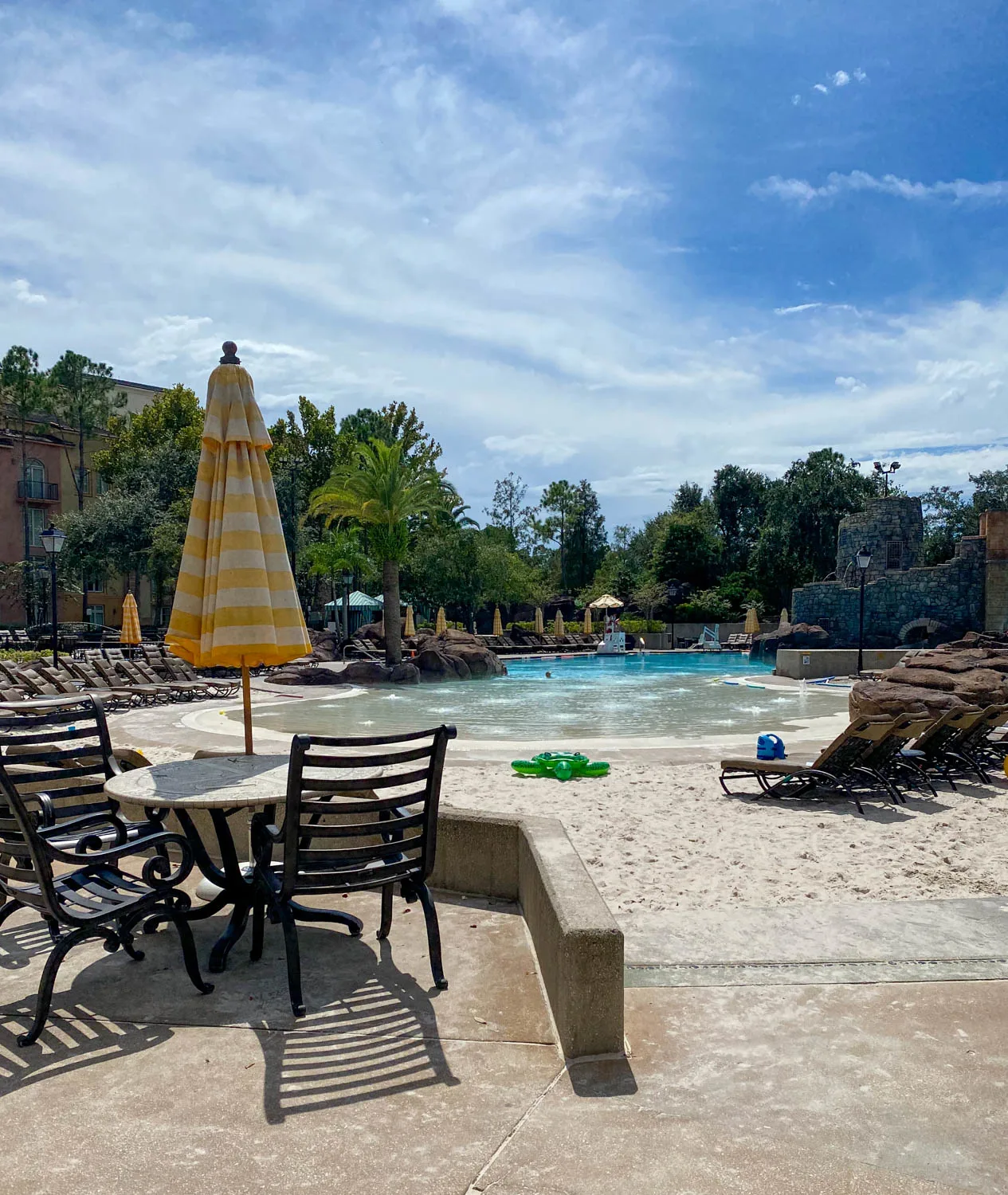 loews portofino beach pool