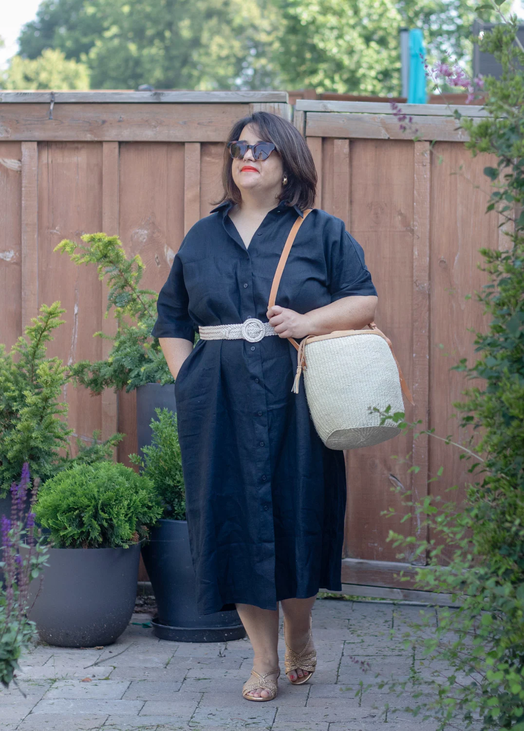 navy linen shirt dress outfit