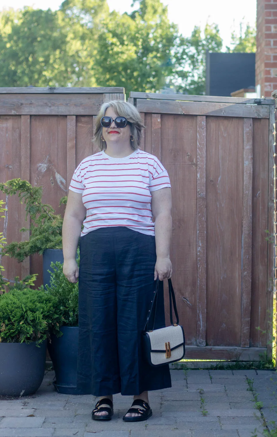 navy linen culottes outfit with red stripe tee