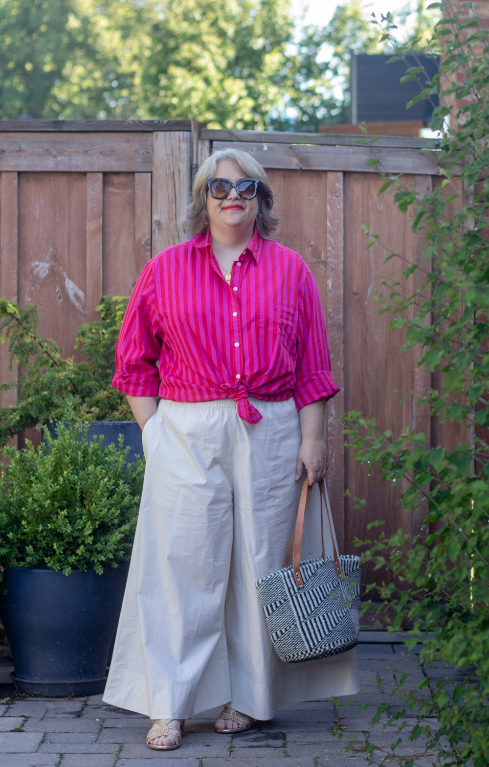 3 ways to wear an oversized button front shirt, red and pink stripe shirt