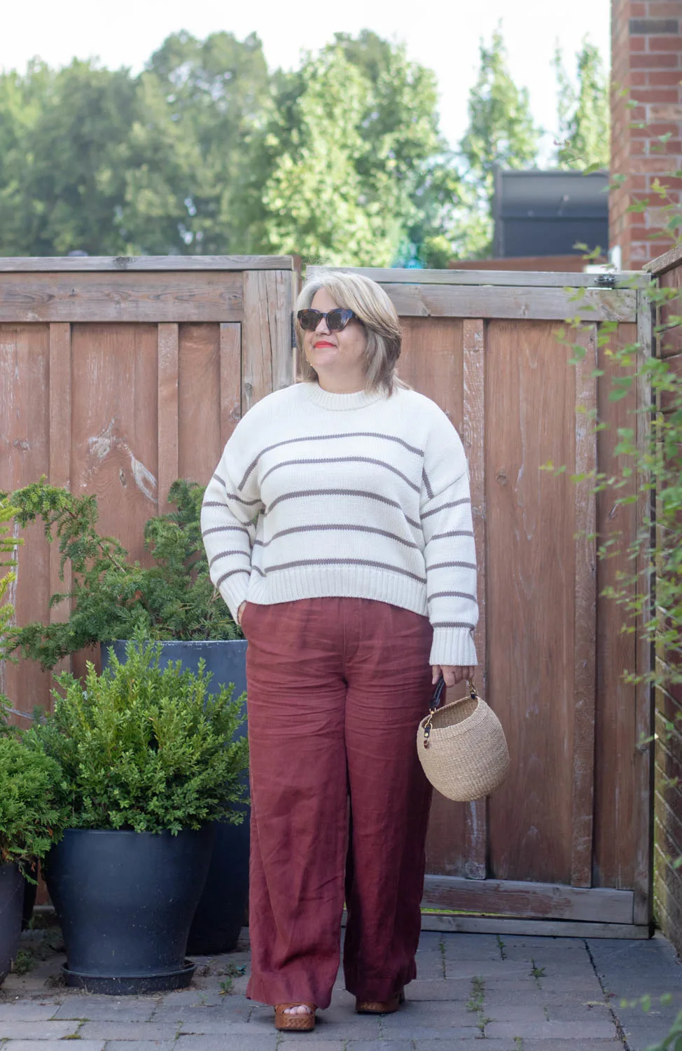 jenni kayne stripe sweater outfit