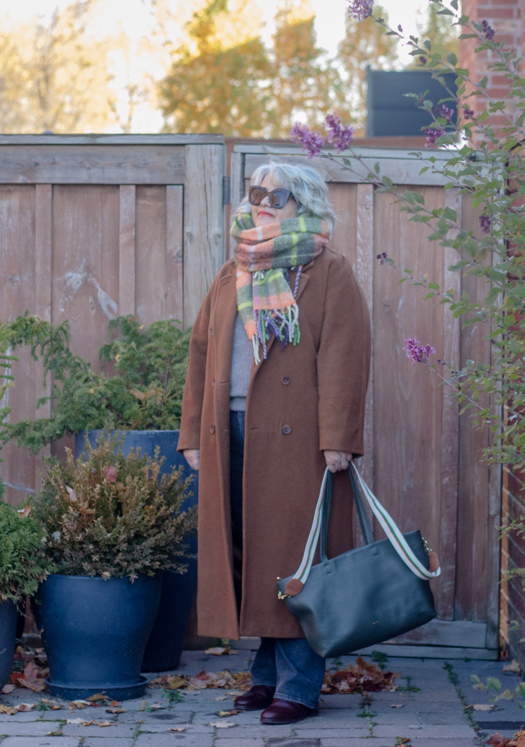 sezane scarf, aritzia slouch coat, autumn outfit