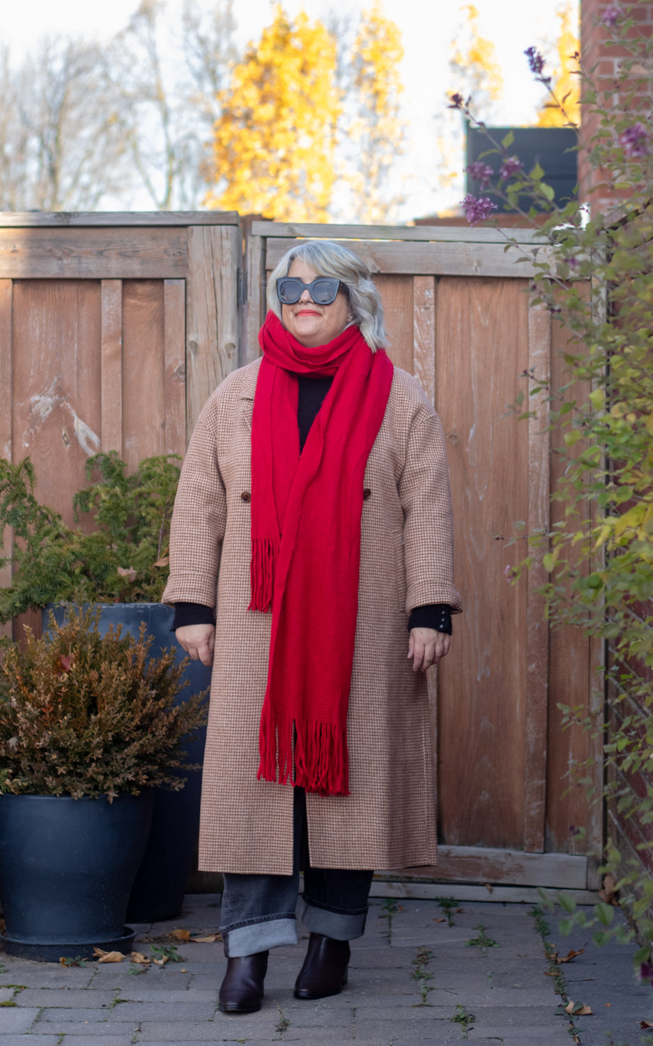 red scarf with houndstooth coat outfit