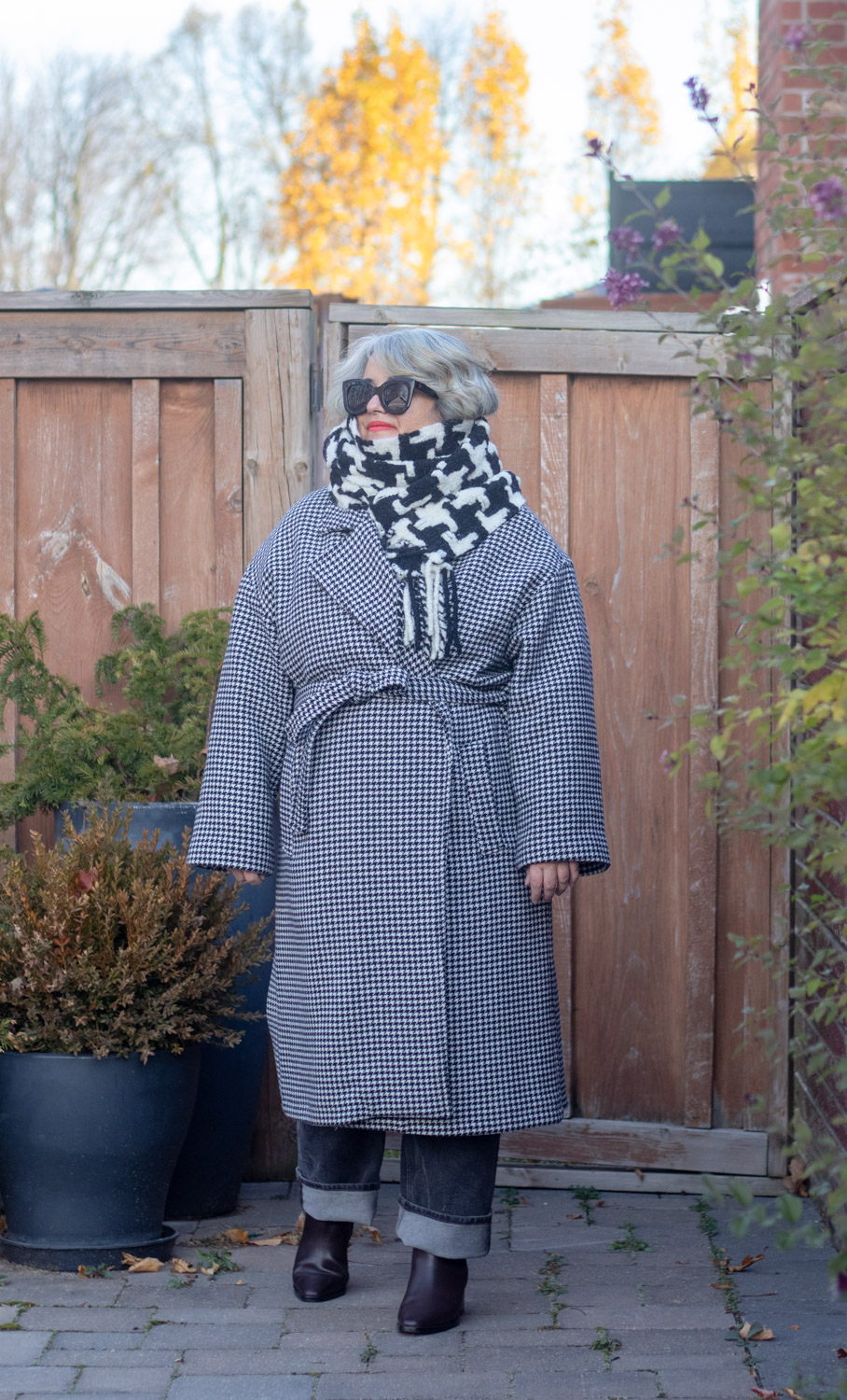 black and white scarf with black and white houndstooth coat