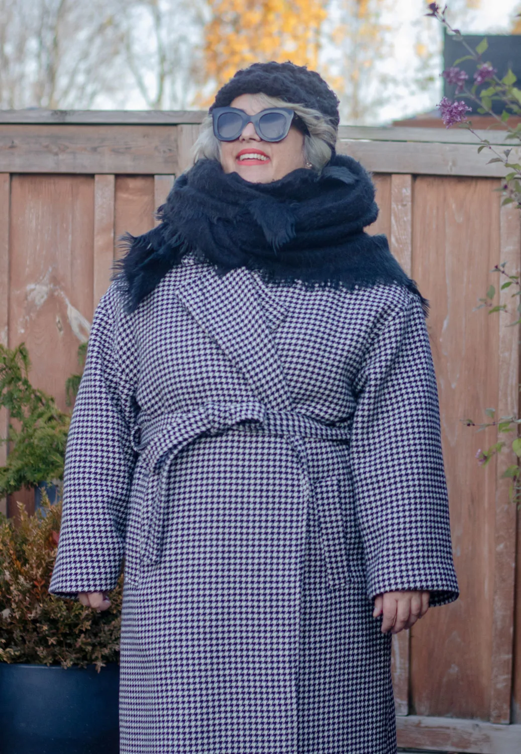 ways to wear a houndstooth coat