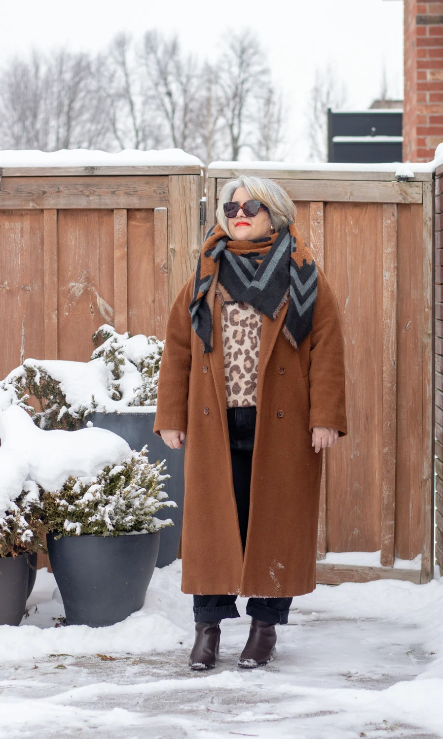 sezane leopard sweater, marks and spencer carrot jeans, tonal brown outfit