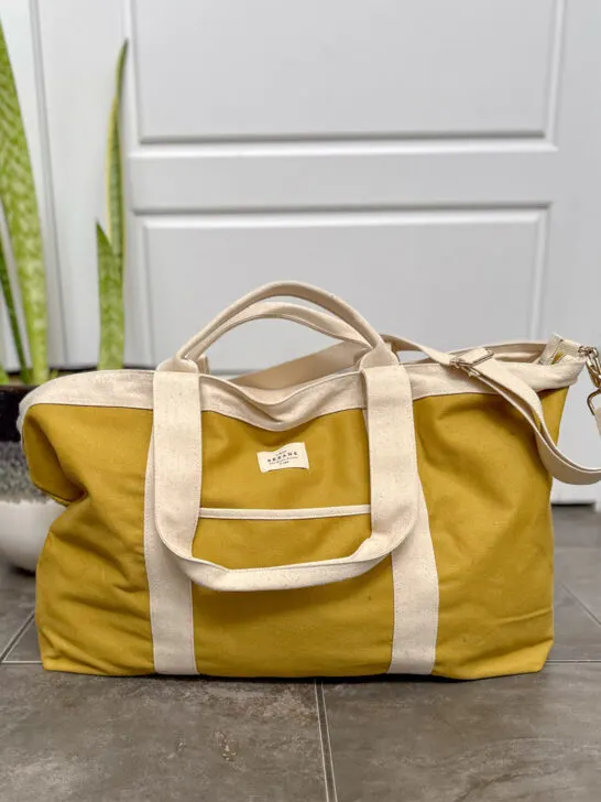 sezane maxi tote, sezane weekender bag